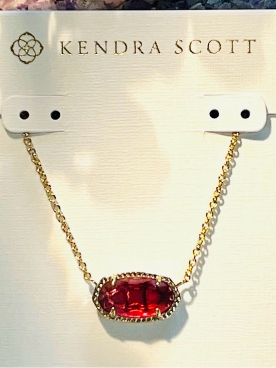 Kendra Scott Jewelry - NWT Kendra Scott Elisa Necklace Berry & Yellow Gold Sold Out & GORGEOUS Perfect!